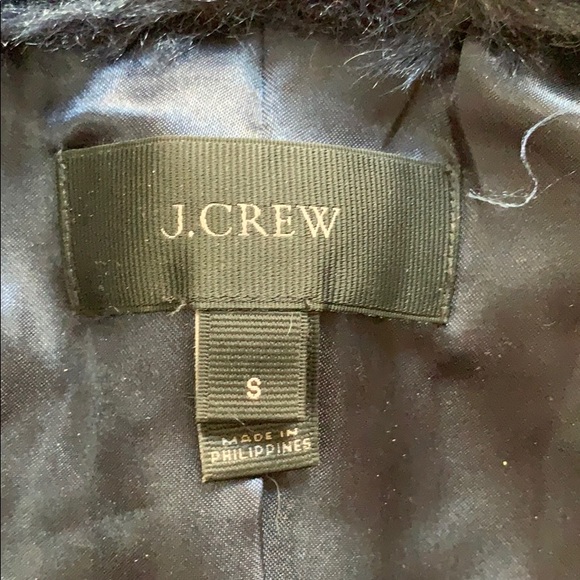 JCrew navy faux fur vest - Picture 4 of 9